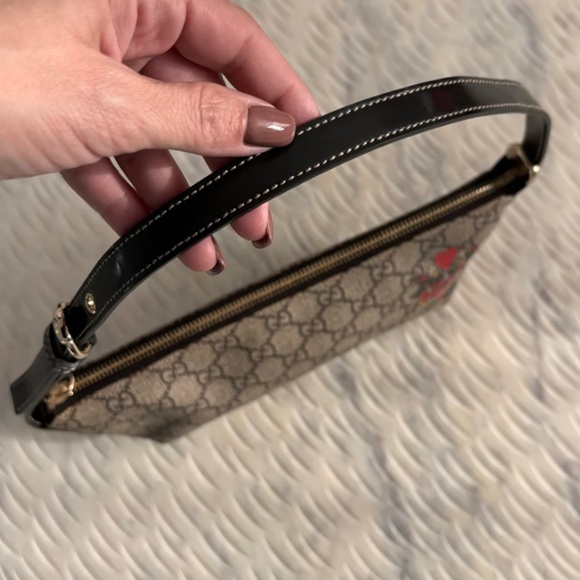 Authentic Gucci Tattoo Collection Monogram Baguette Shoulder Bag - Picture 2 of 11